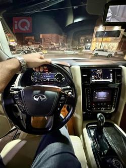 Infiniti QX80